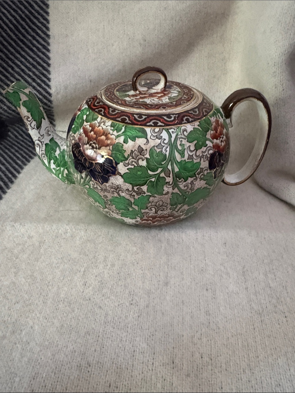 Royal Doulton Burslem teapot- stunning